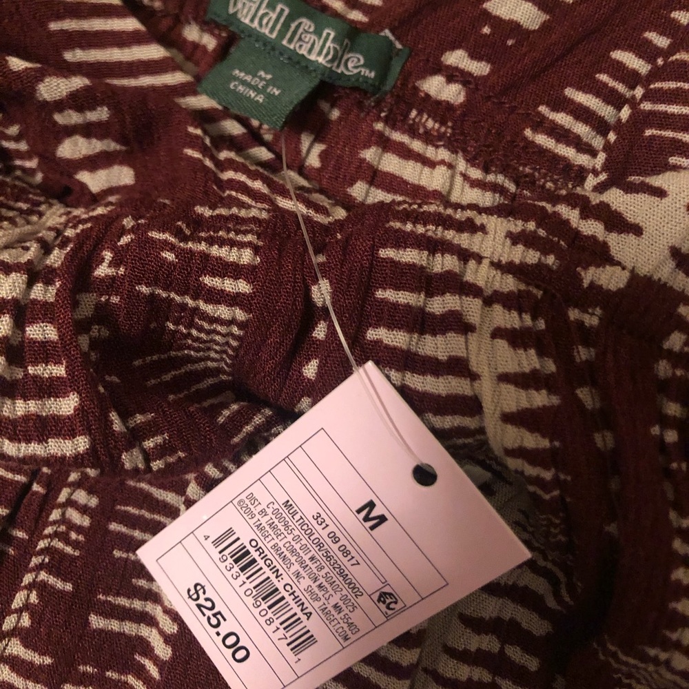 NWT romper - Picture 2 of 2